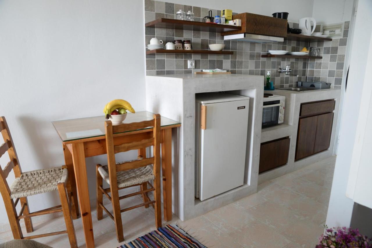 Studios Aeolos Kalymnos Myrties Екстериор снимка