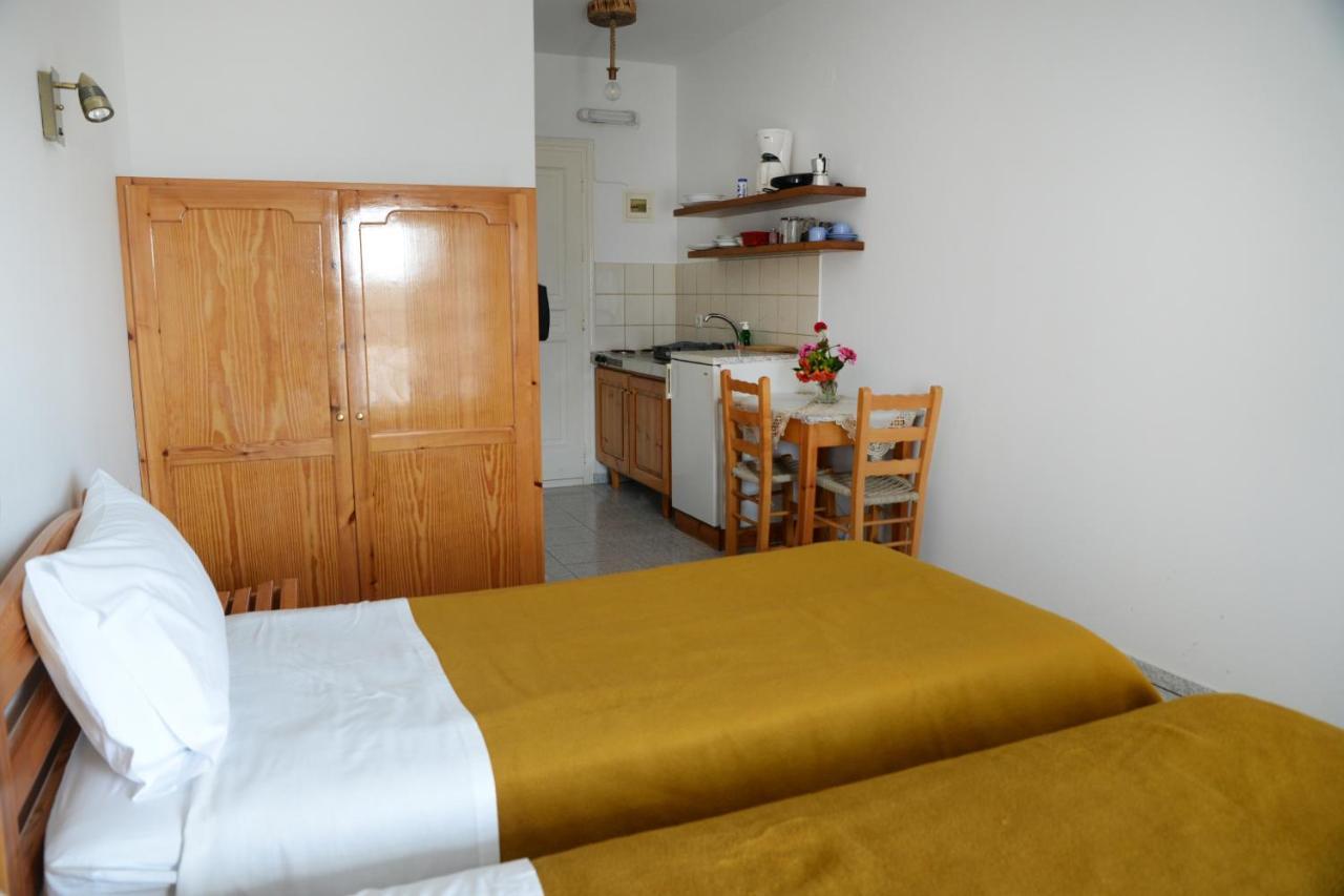 Studios Aeolos Kalymnos Myrties Екстериор снимка