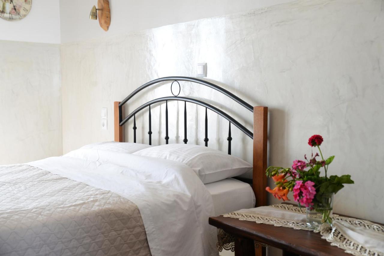 Studios Aeolos Kalymnos Myrties Екстериор снимка